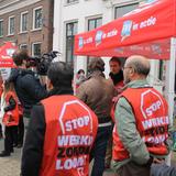 Aalten, FNV, actie bloemenvouwers, 31 maart 2016 003.jpg